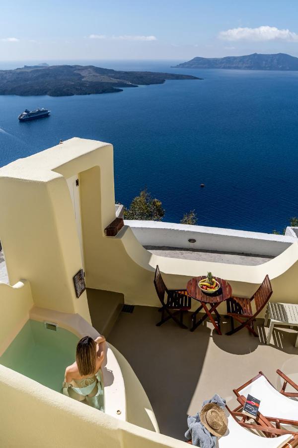 Alma Libre Suites Fira  Exterior photo